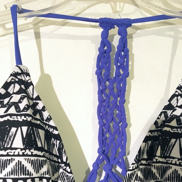 One piece bathing suit - Picture 3 of 3